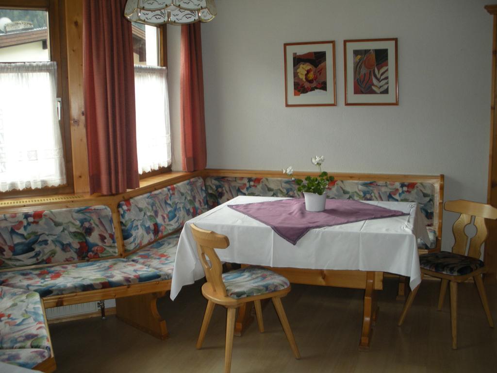 Apartment Christine Oettl Pfunds Esterno foto
