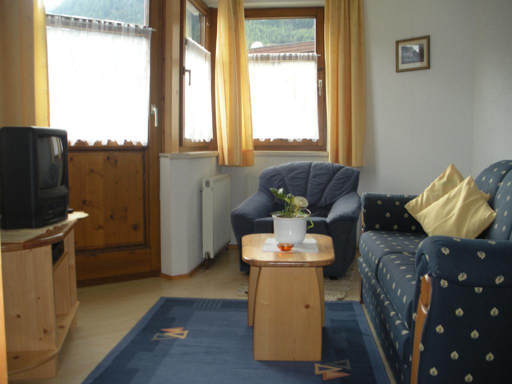 Apartment Christine Oettl Pfunds Camera foto